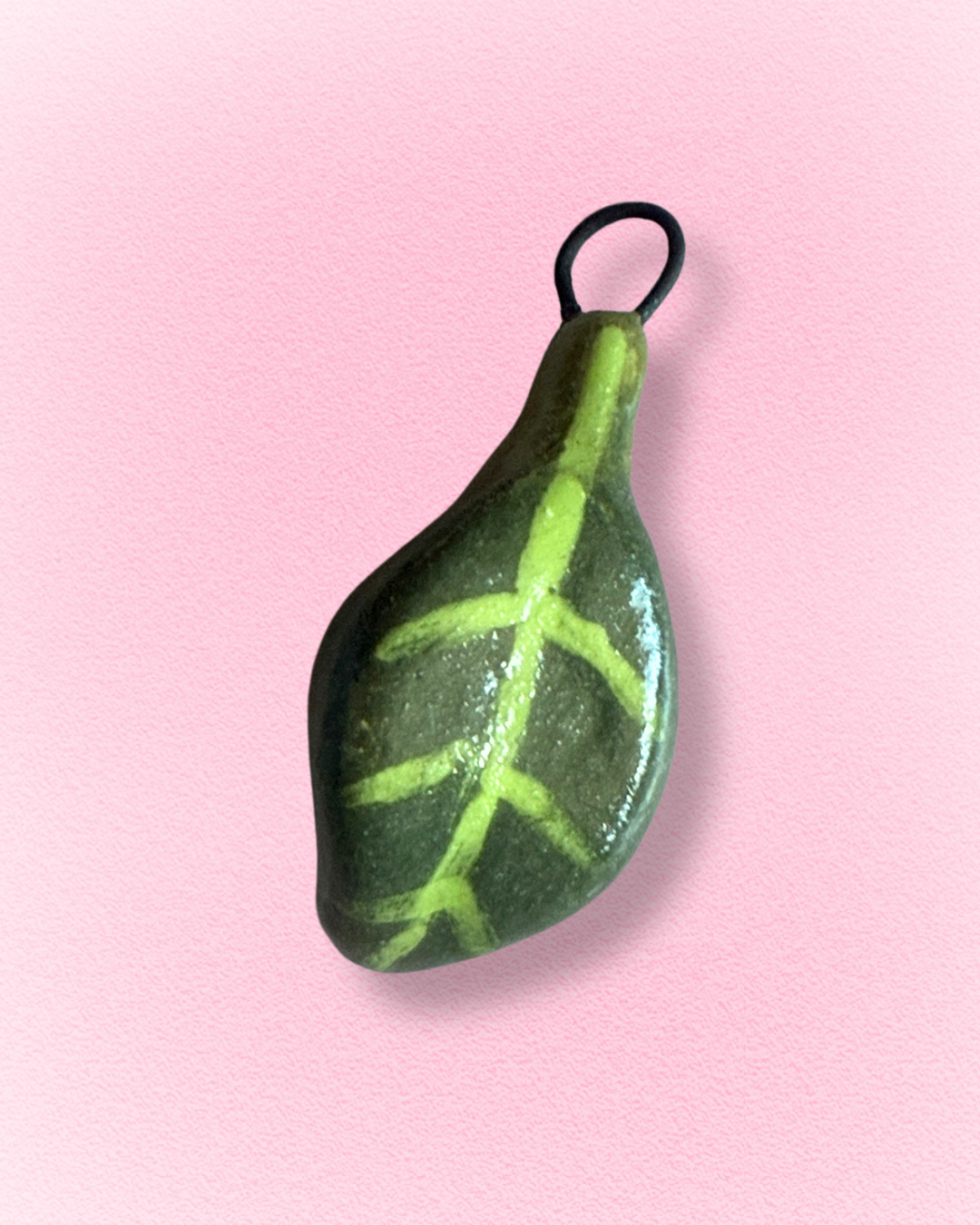 Charm Hoja
